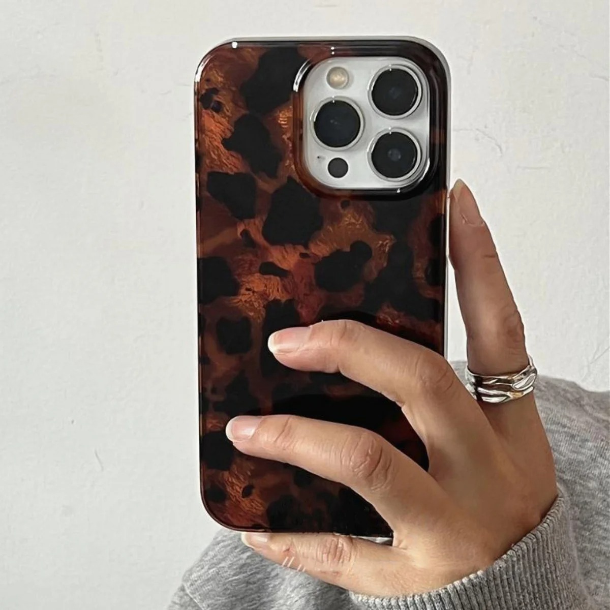 Retro Amber Texture Laser Phon - đánh giá và giá Phone Cases Like Loopy